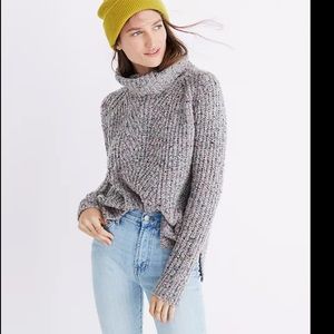 Madewell ▪️Colorfleck Ribbed Turtleneck Sweater.